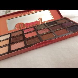 Too Faced Peach Palette